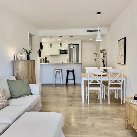 Apartment Evh-104 Completo Con Terraza Y Parking